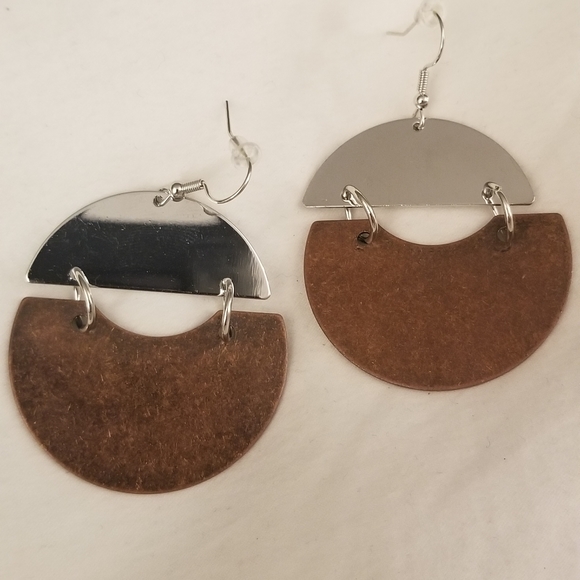 Copper & Silver Mixed Metal Earring - Picture 2 of 3